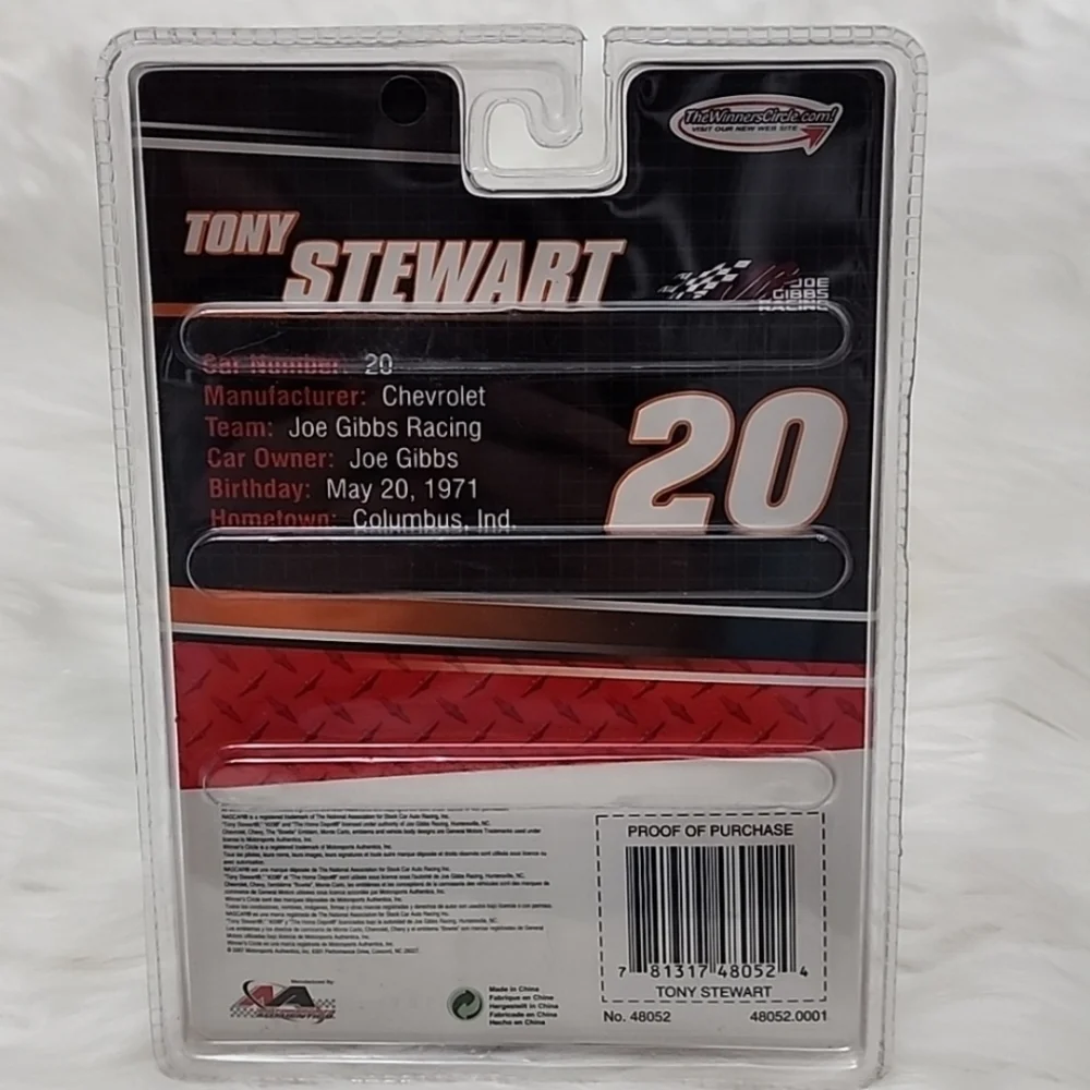 Tony Stewart with Helmet #20 1:64 Scale Stock Car 2007 The Home Depot